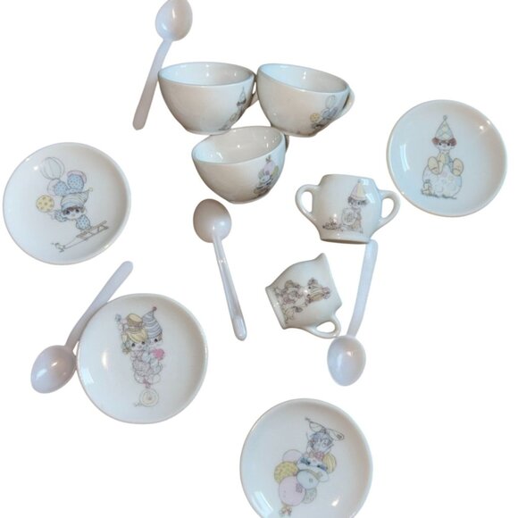 Precious Moments Toy China Tea Set 1985 Clown #204412-Missing 1 Cup - Picture 2 of 11
